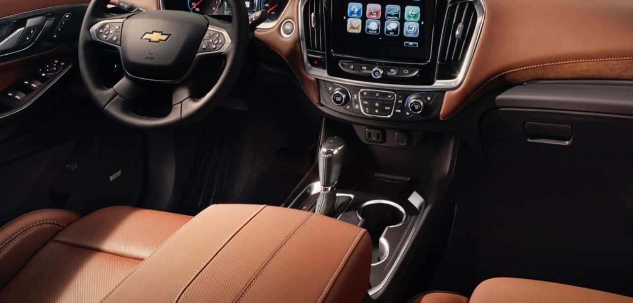 2022 Chevy Traverse Interior