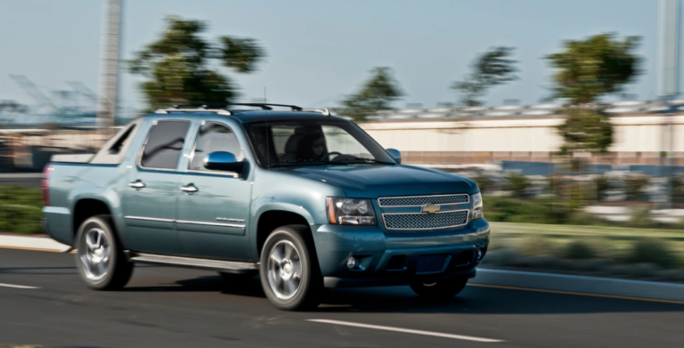 2023 Chevy Avalanche Exterior