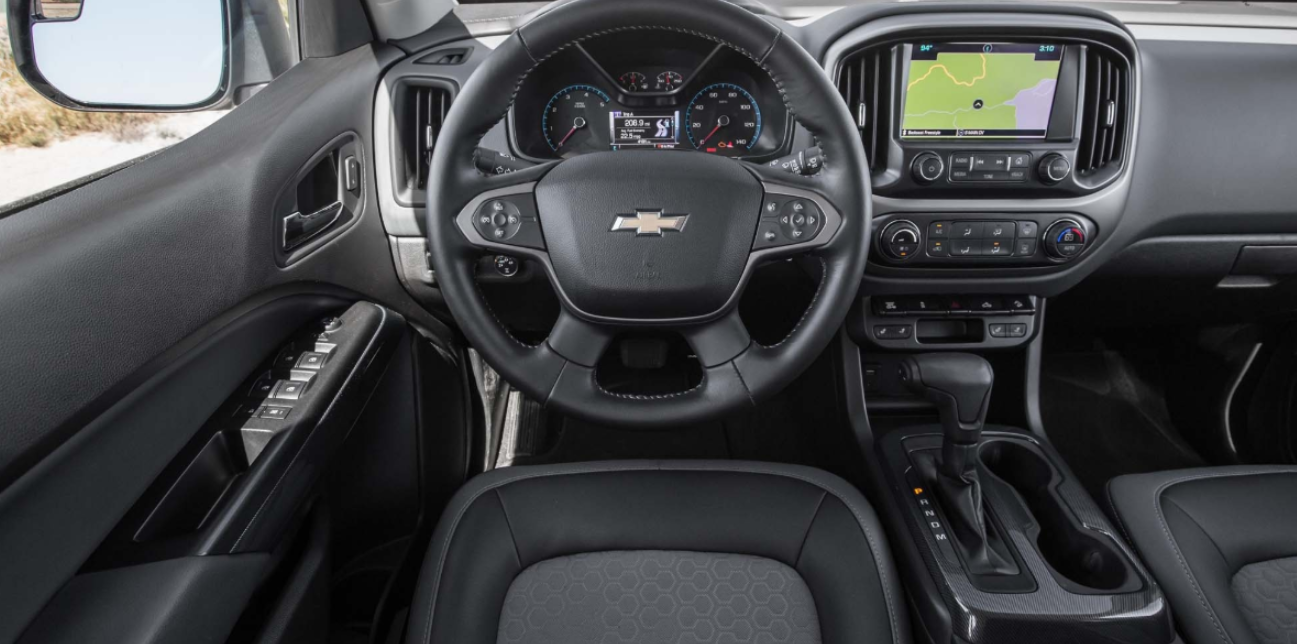 2023 Chevy Colorado Interior