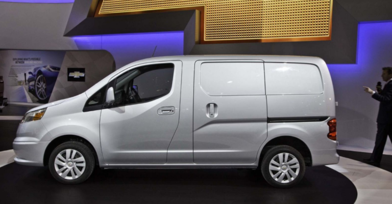 2023 Chevy Express Exterior