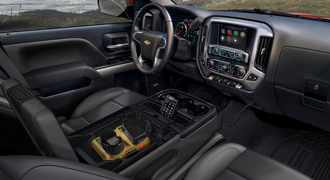2023 Chevy Silverado Interior