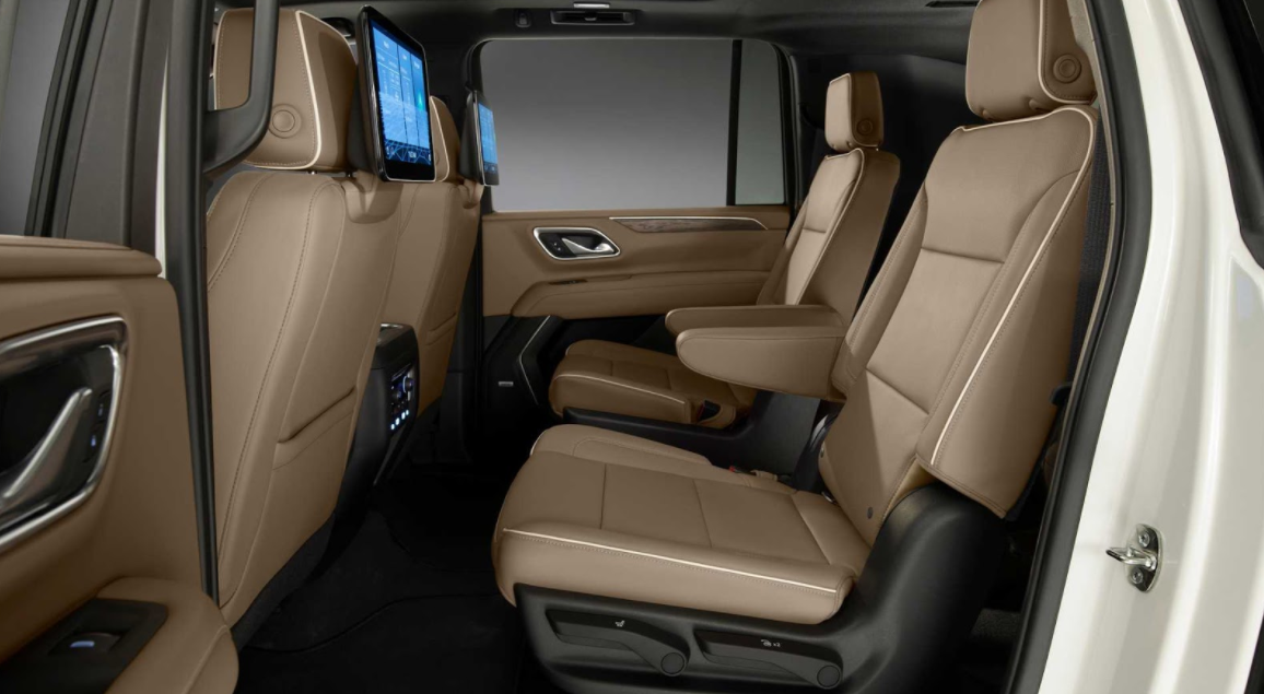 2023 Chevy Suburban Interior
