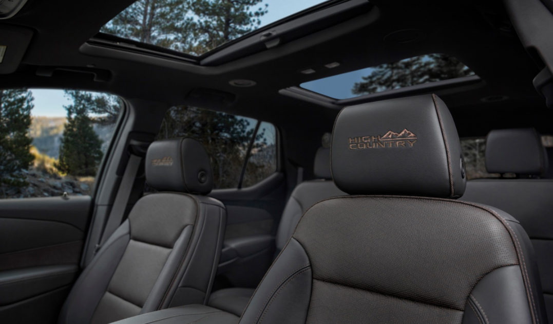 2023 Chevy Traverse Interior