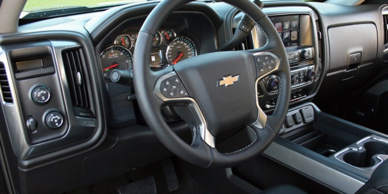 2022 Chevy 2500 Interior