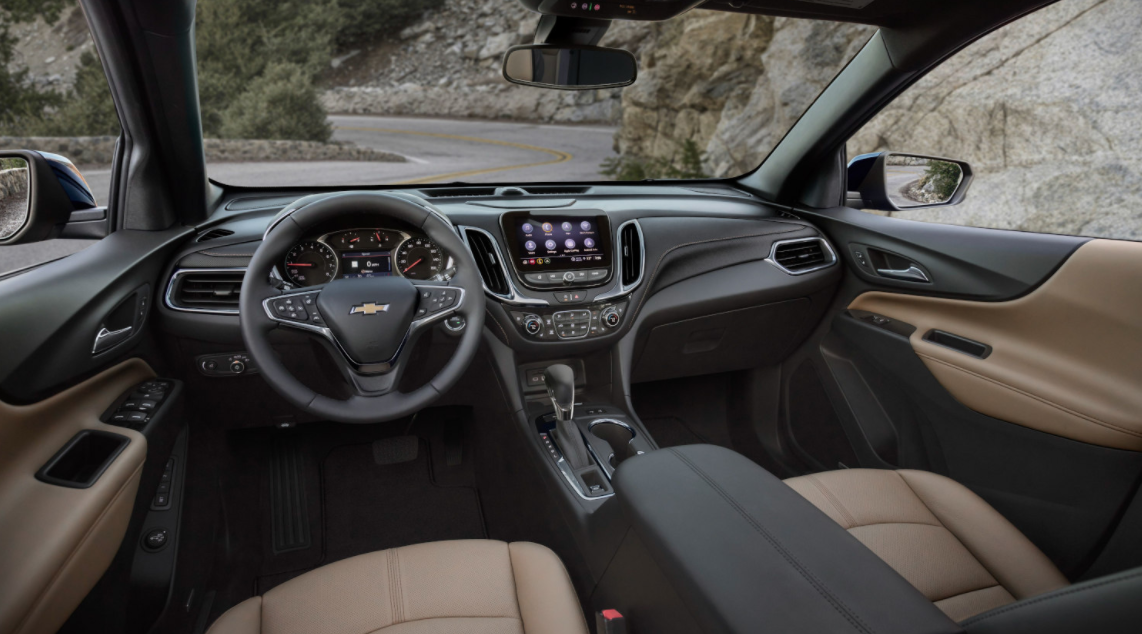 2022 Chevy Equinox RS Interior