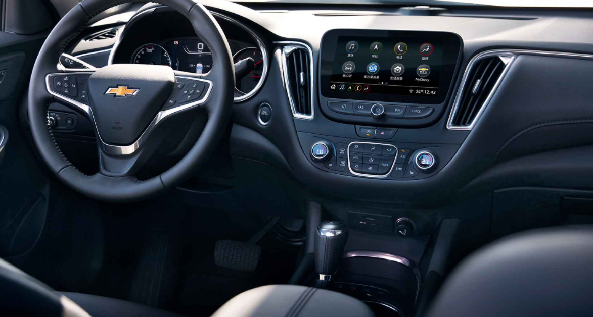 2022 Chevy Malibu Interior