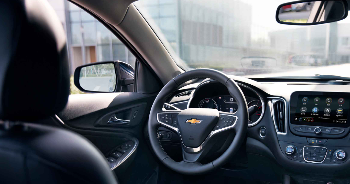 2022 Chevy Malibu Interior