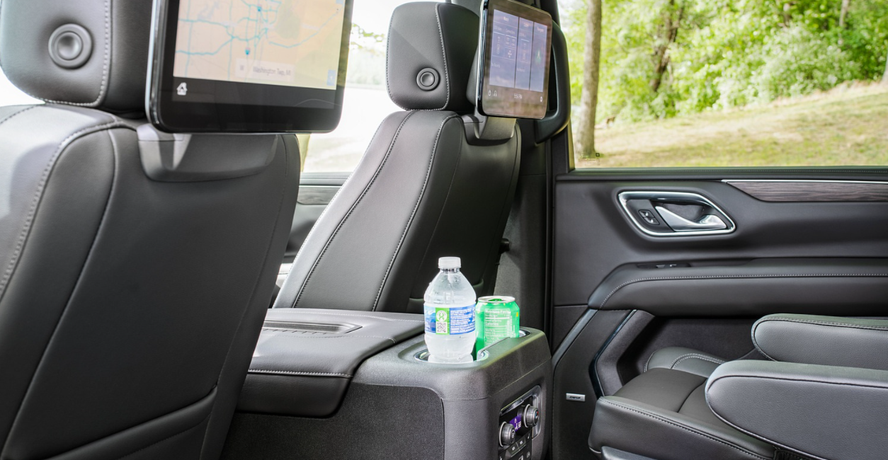 2023 Chevy Suburban Interior