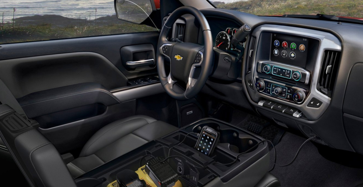 2023 Chevrolet Silverado EV Interior