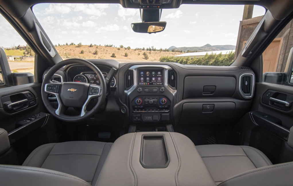 2023 Chevy 2500HD Interior