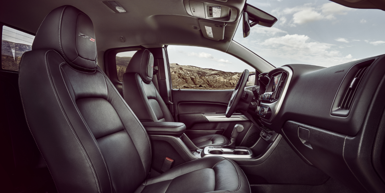 2023 Chevy Colorado ZR2 Interior