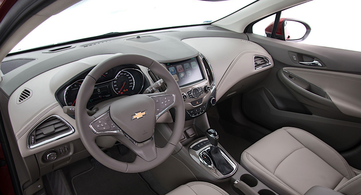 2023 Chevy Cruze Interior