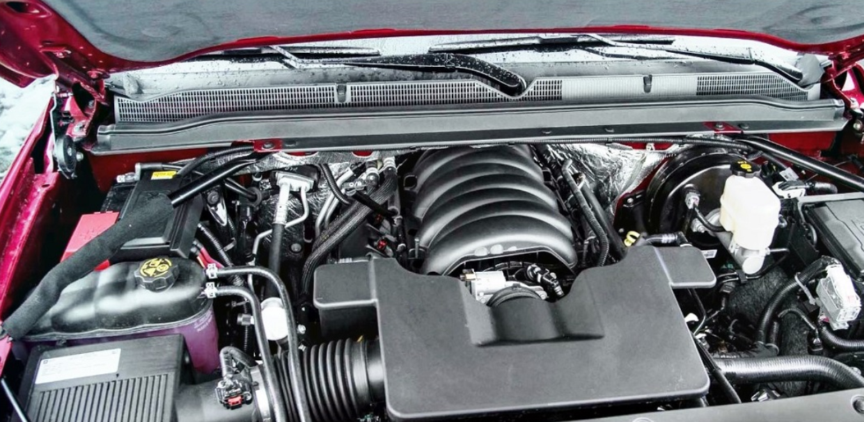 2023 Chevy Suburban Engine