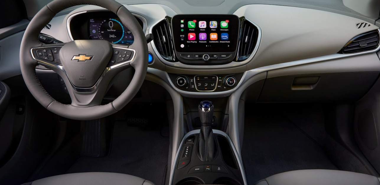 2023 Chevy Volt Interior