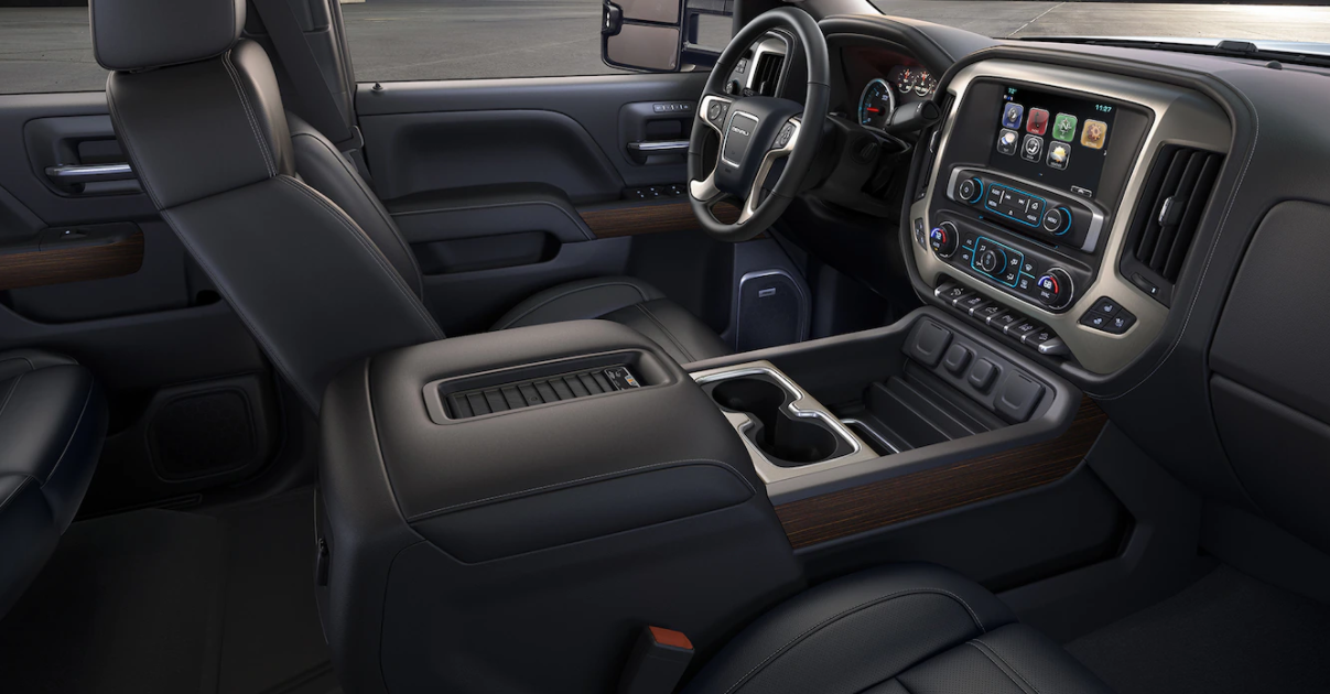 2023 Chevy 3500 Interior