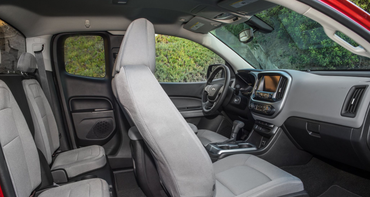 2023 Chevy Colorado Interior
