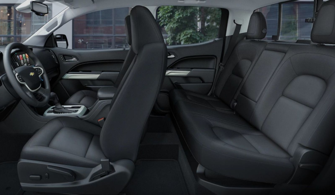 2023 Chevy Colorado Interior