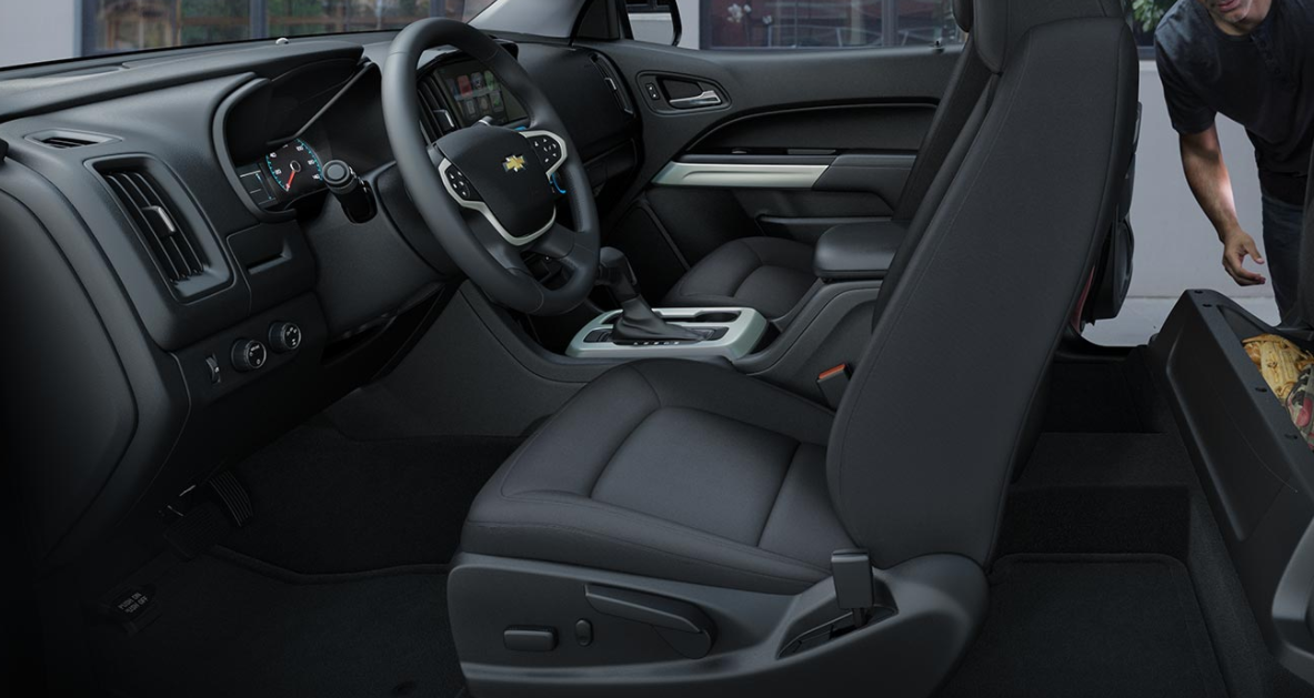 2023 Chevy Colorado ZH2 Interior