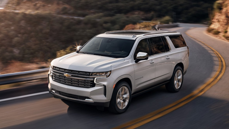 2023 Chevy Suburban 3500 Exterior