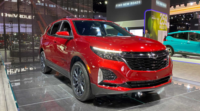 2023 Chevy Traverse RS Exterior