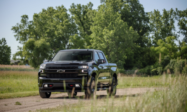 2023 Chevrolet Silverado Exterior