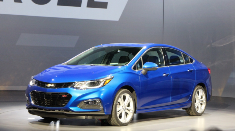 2023 Chevy Cruze Exterior