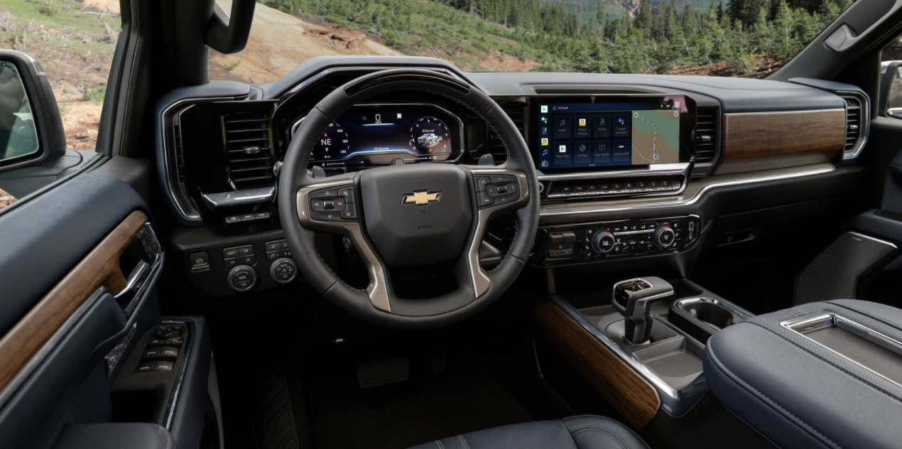 2023 Silverado Interior