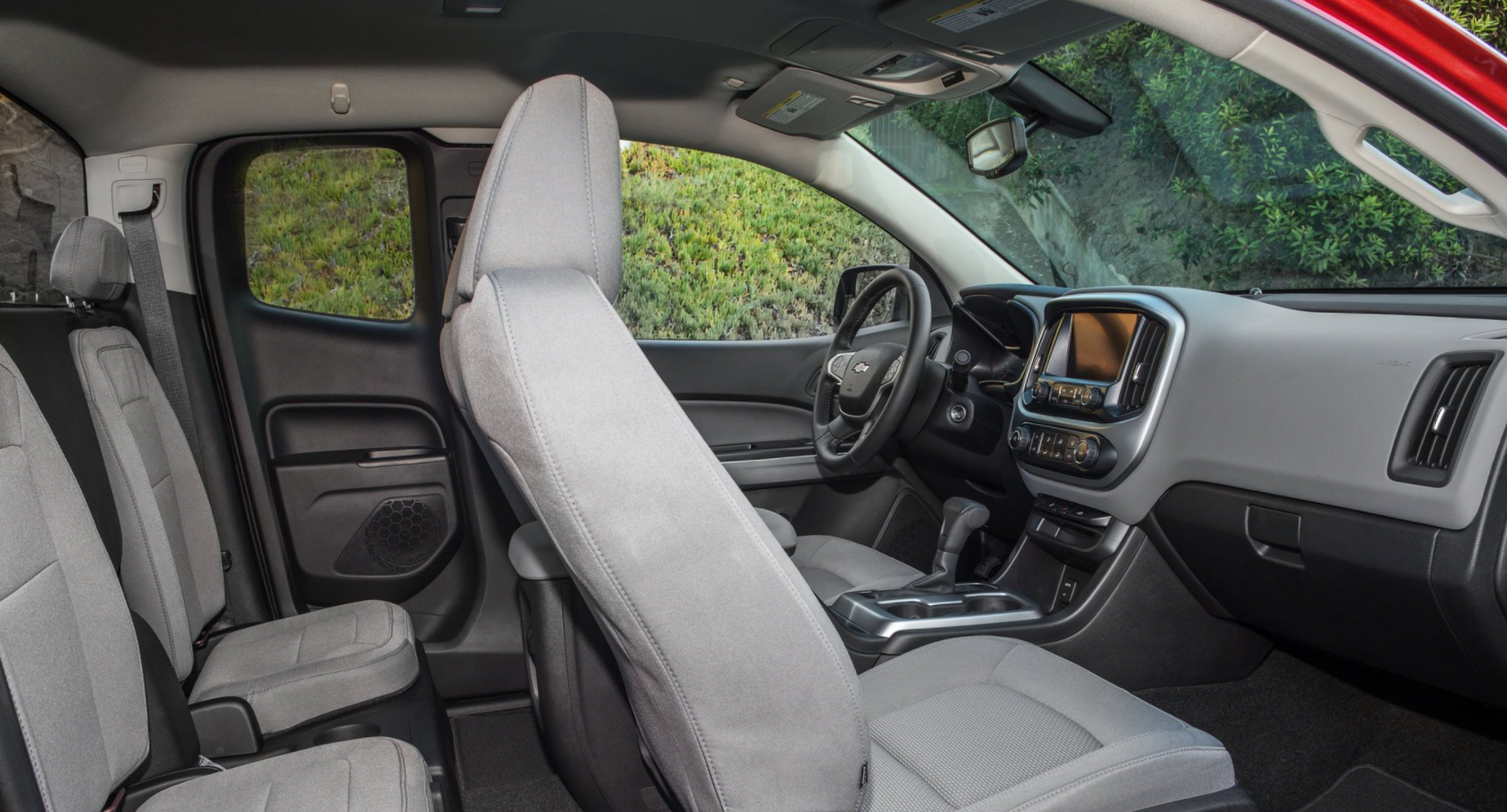 2024 Chevrolet Colorado Interior