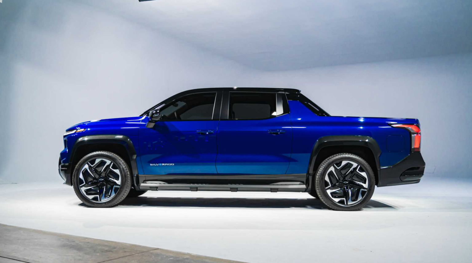 2024 Chevrolet Silverado EV »