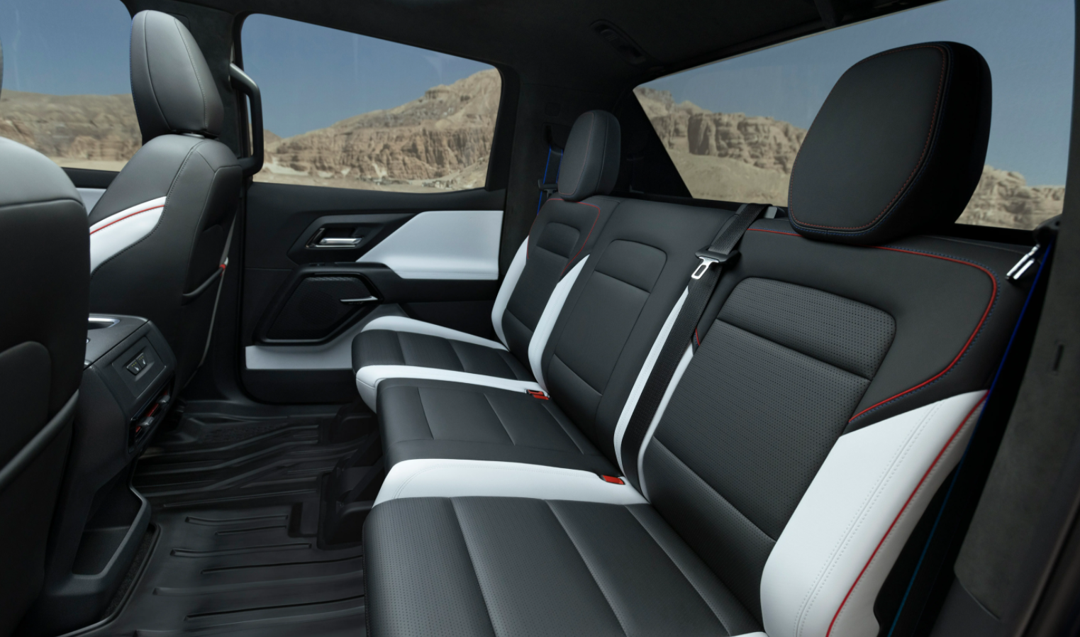 2024 Chevrolet Silverado Interior